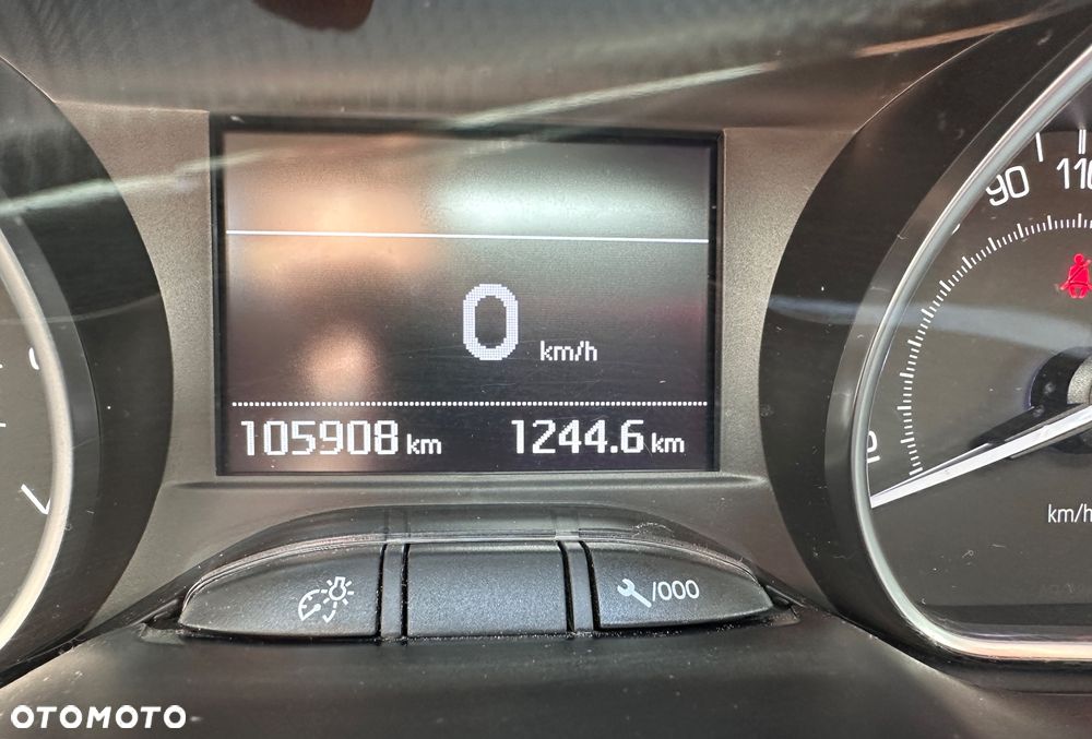 Peugeot 2008 PureTech 82 Style - 25