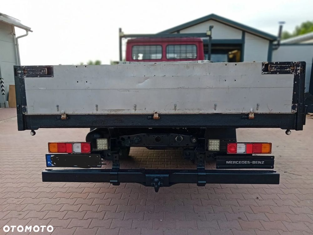 Mercedes-Benz Vario 814D - 4