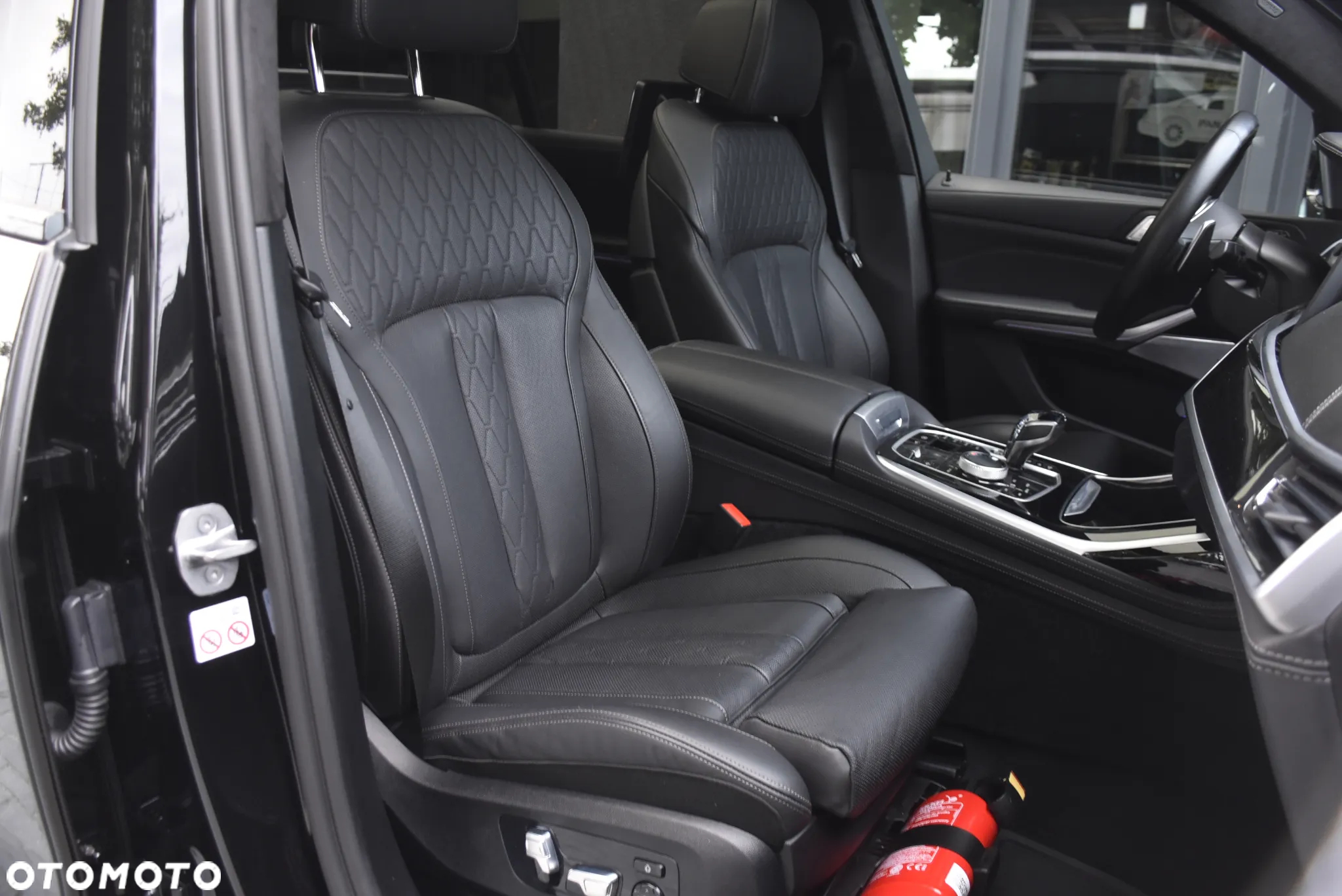 BMW X7 M50i sport - 9