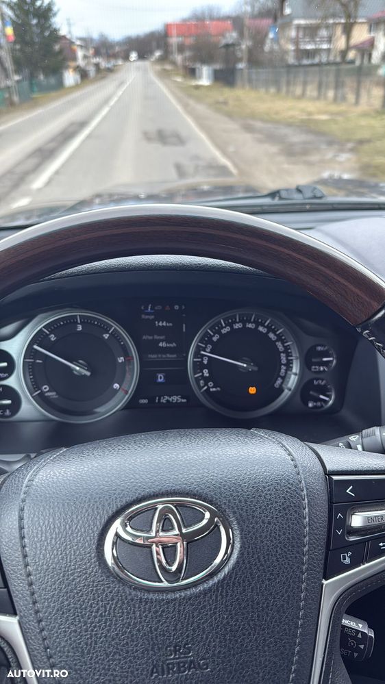 Toyota Land Cruiser 250 - 8