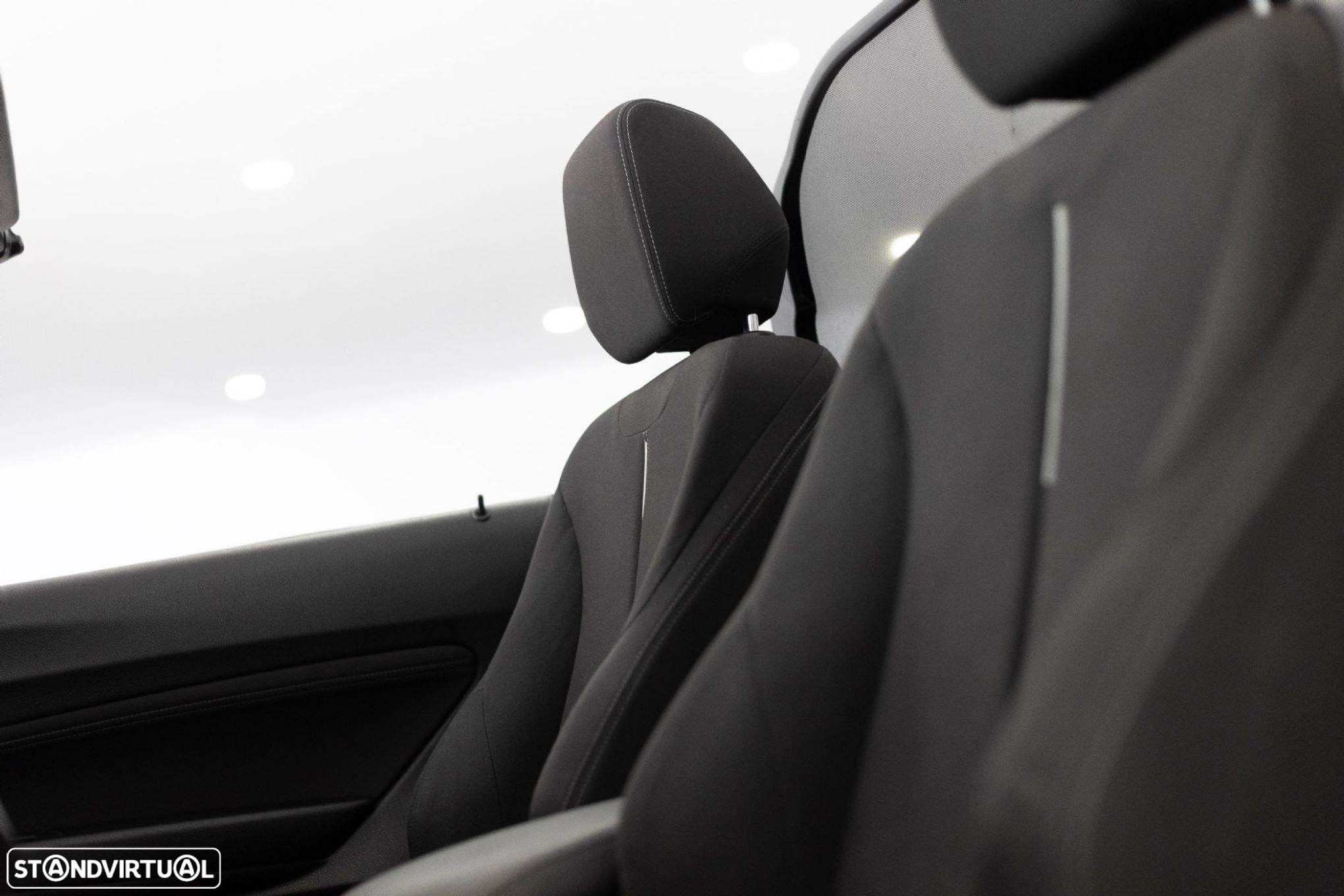 BMW 218 d Cabrio Line Sport - 29