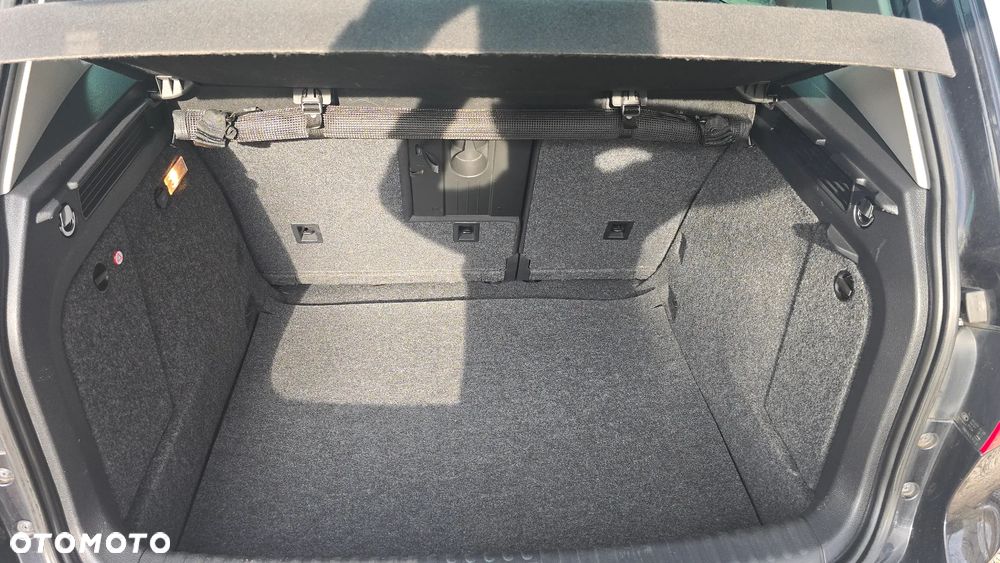 Volkswagen Tiguan 2.0 TDI DPF 4Motion BlueMotion Technology Lounge Sport & Style - 12