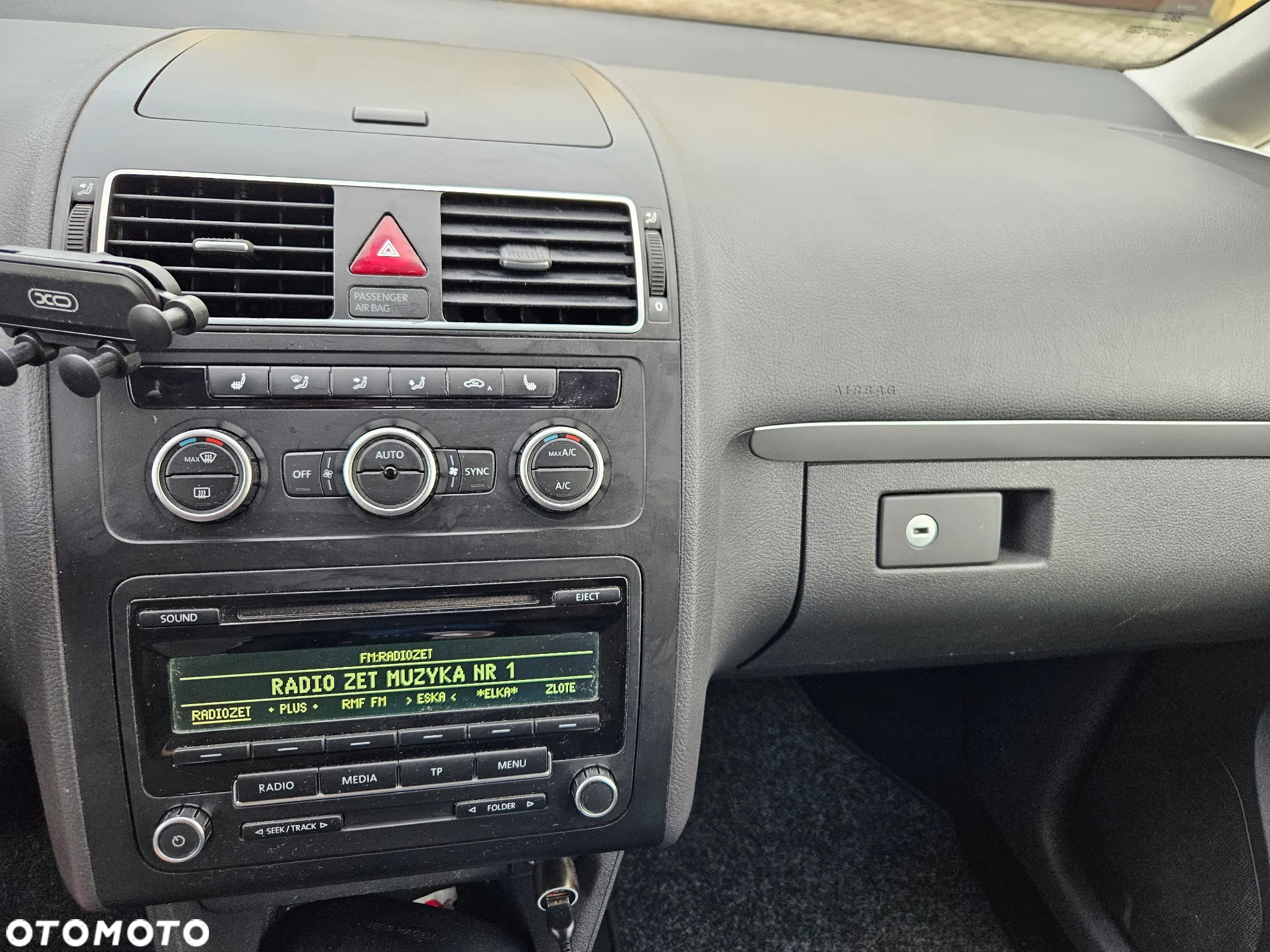Volkswagen Touran - 9