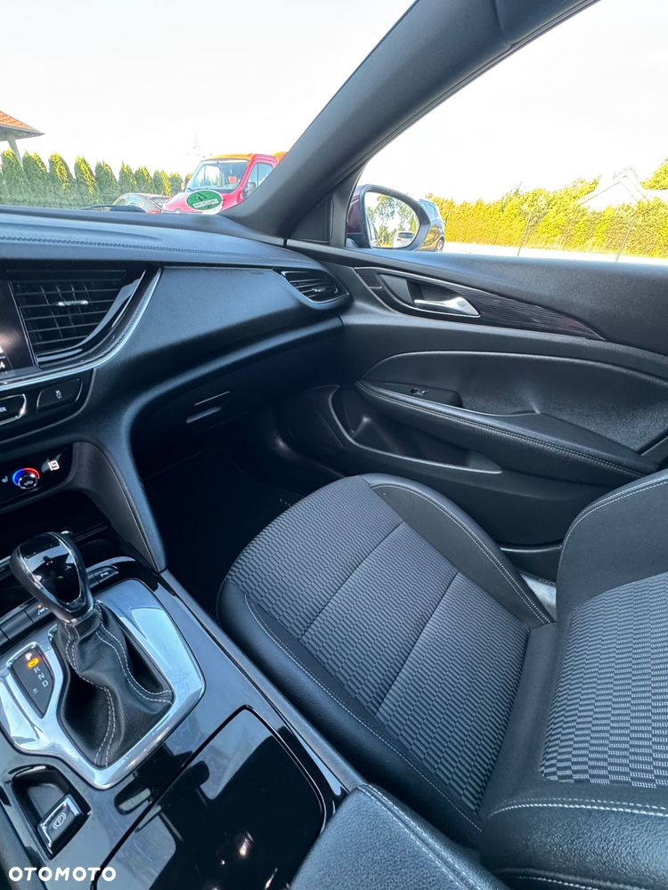 Opel Insignia 2.0 BiTurbo 4x4 Innovation - 36