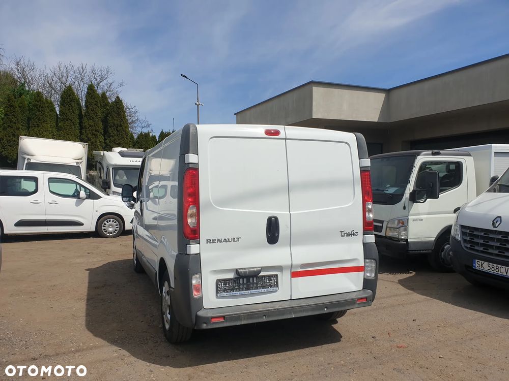 Renault trafic - 7