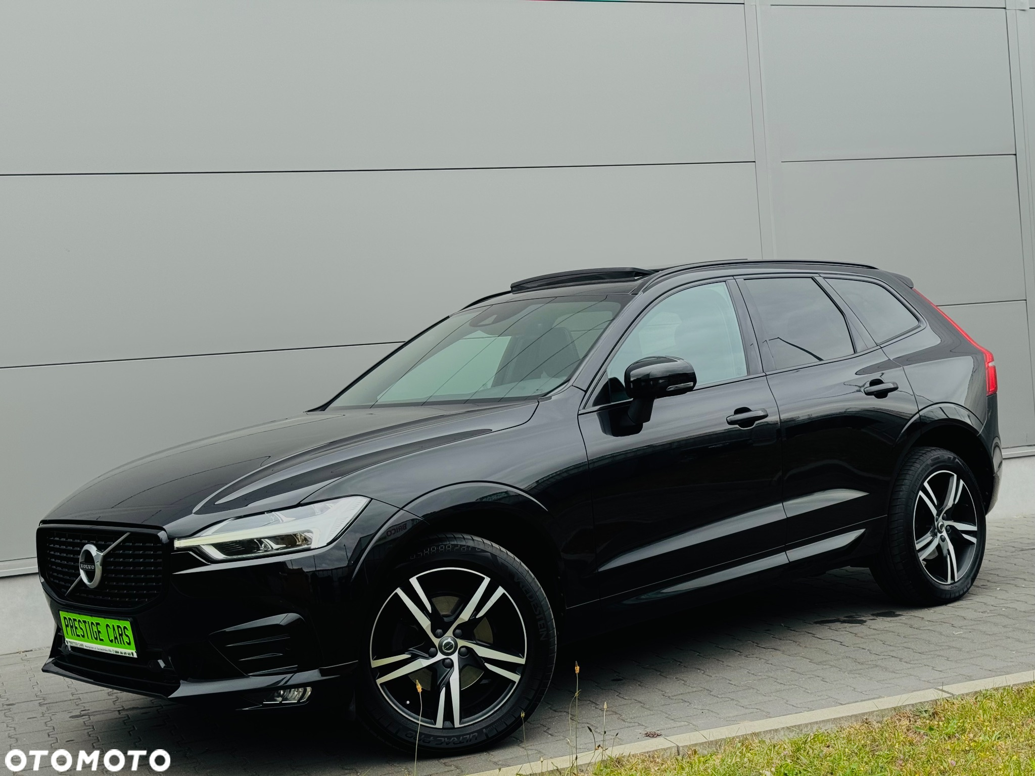 Volvo XC 60 D4 R-Design - 17