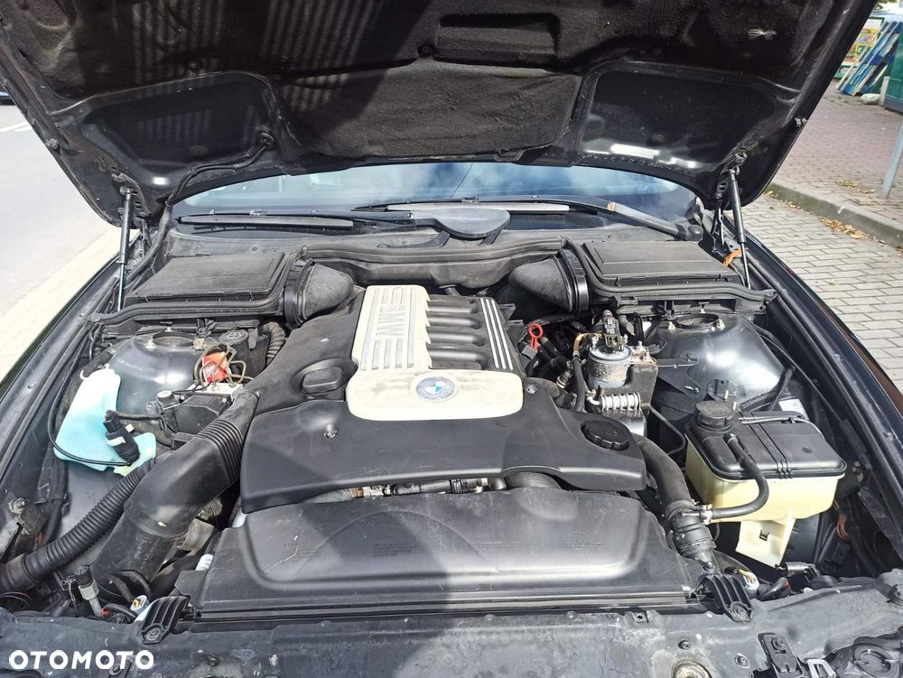 BMW Seria 5 - 13