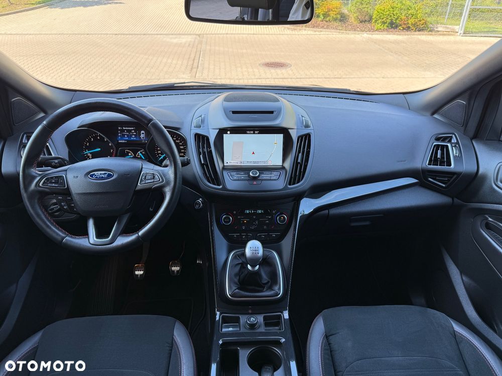 Ford Kuga 1.5 EcoBoost FWD ST-Line X - 13