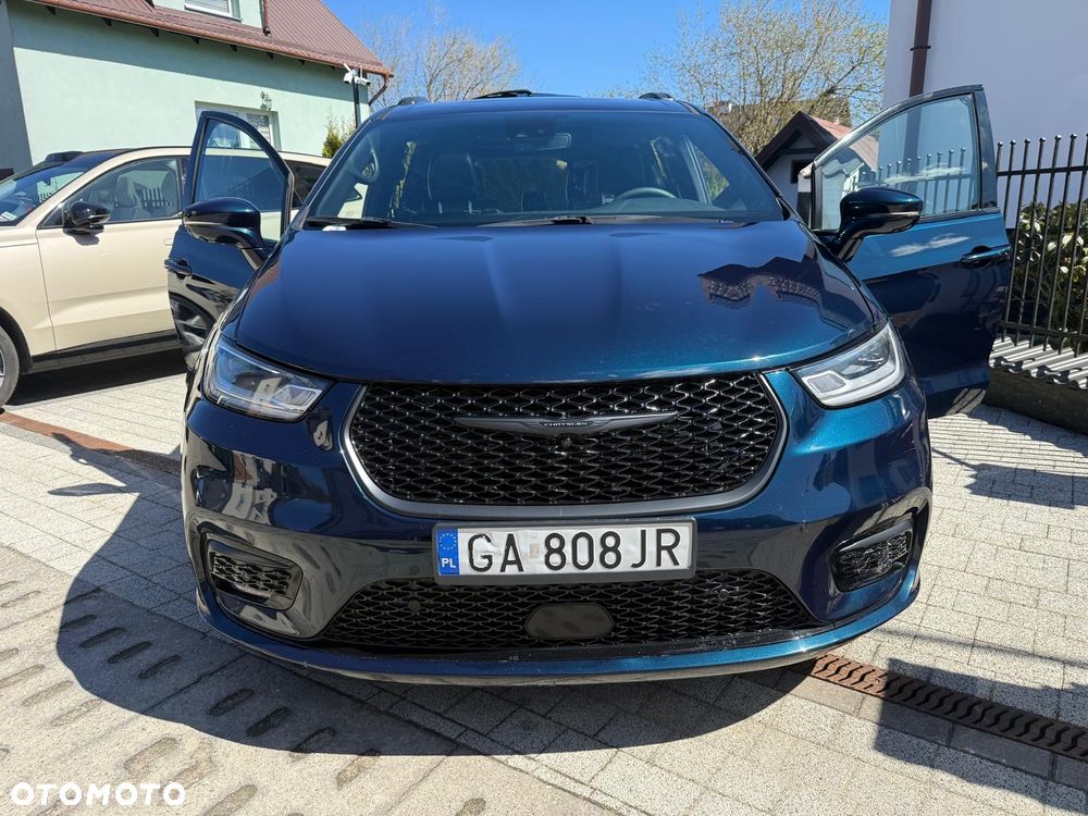 Chrysler Pacifica - 9