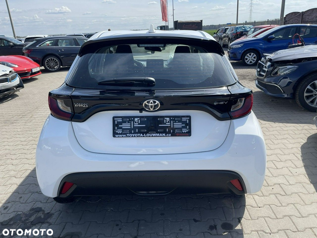 Toyota Yaris Hybrid 1.5 Comfort - 2