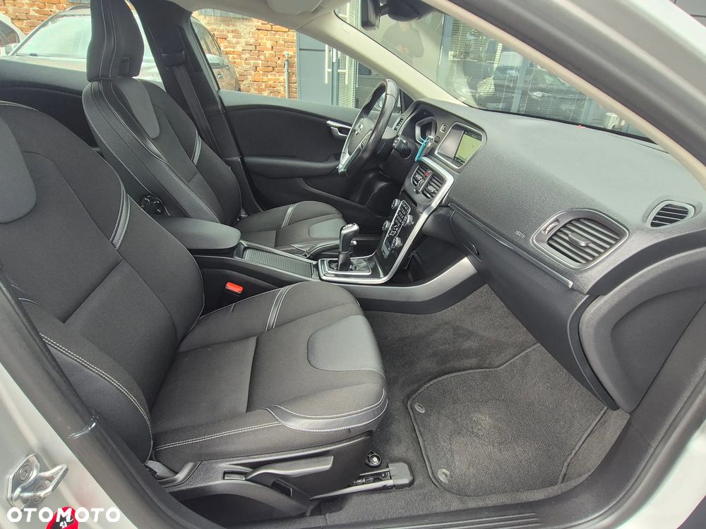 Volvo V40 D2 Drive-E SCR Dynamic Edition - 33