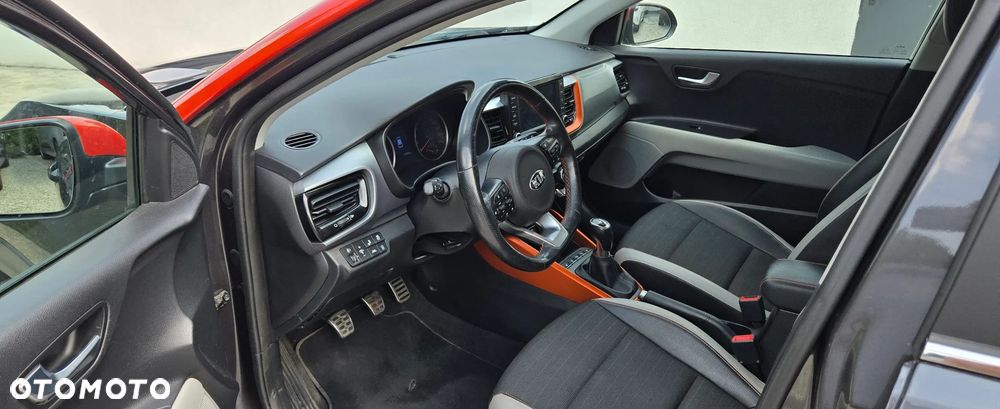 Kia Stonic - 9