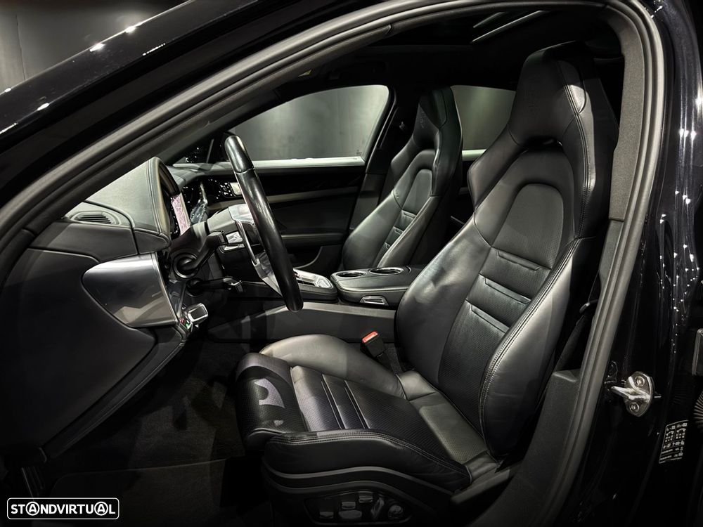 Porsche Panamera 4 E-Hybrid Executive - 19