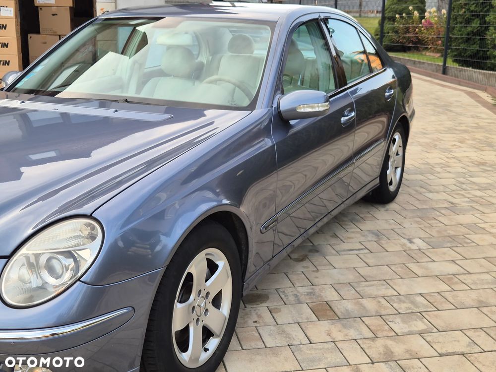 Mercedes-Benz Klasa E 320 CDI Avantgarde DPF - 29