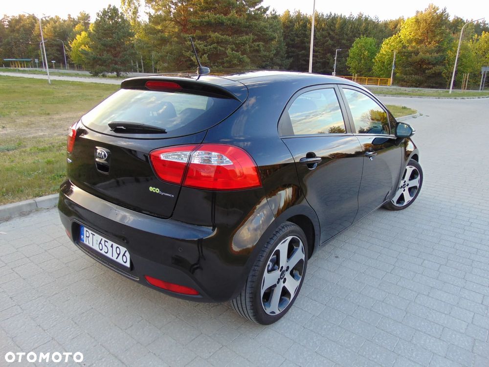 Kia Rio 1.4 Platinum Edition - 4