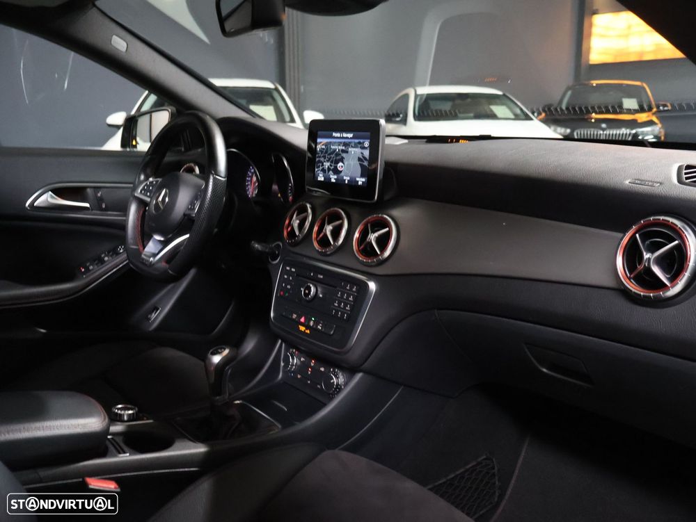 Mercedes-Benz CLA 200 d Shooting Brake AMG Line - 7