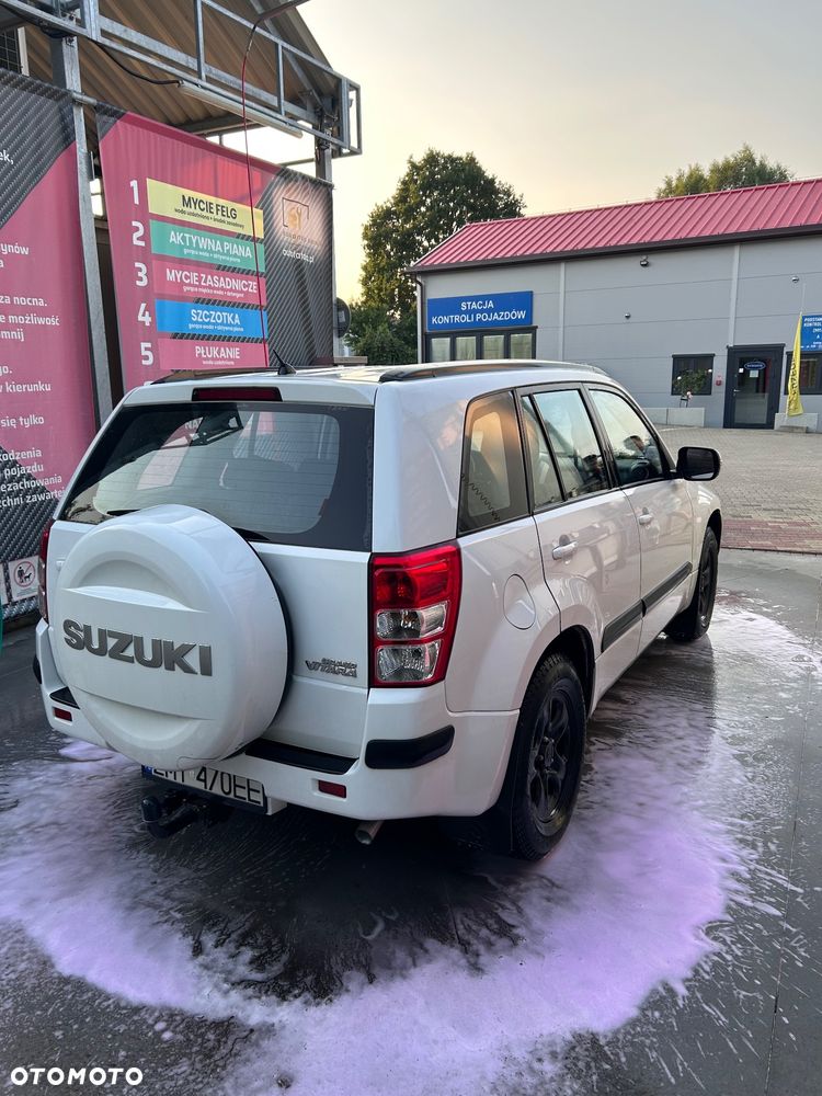 Suzuki Grand Vitara 1.9 DDiS Comfort - 4