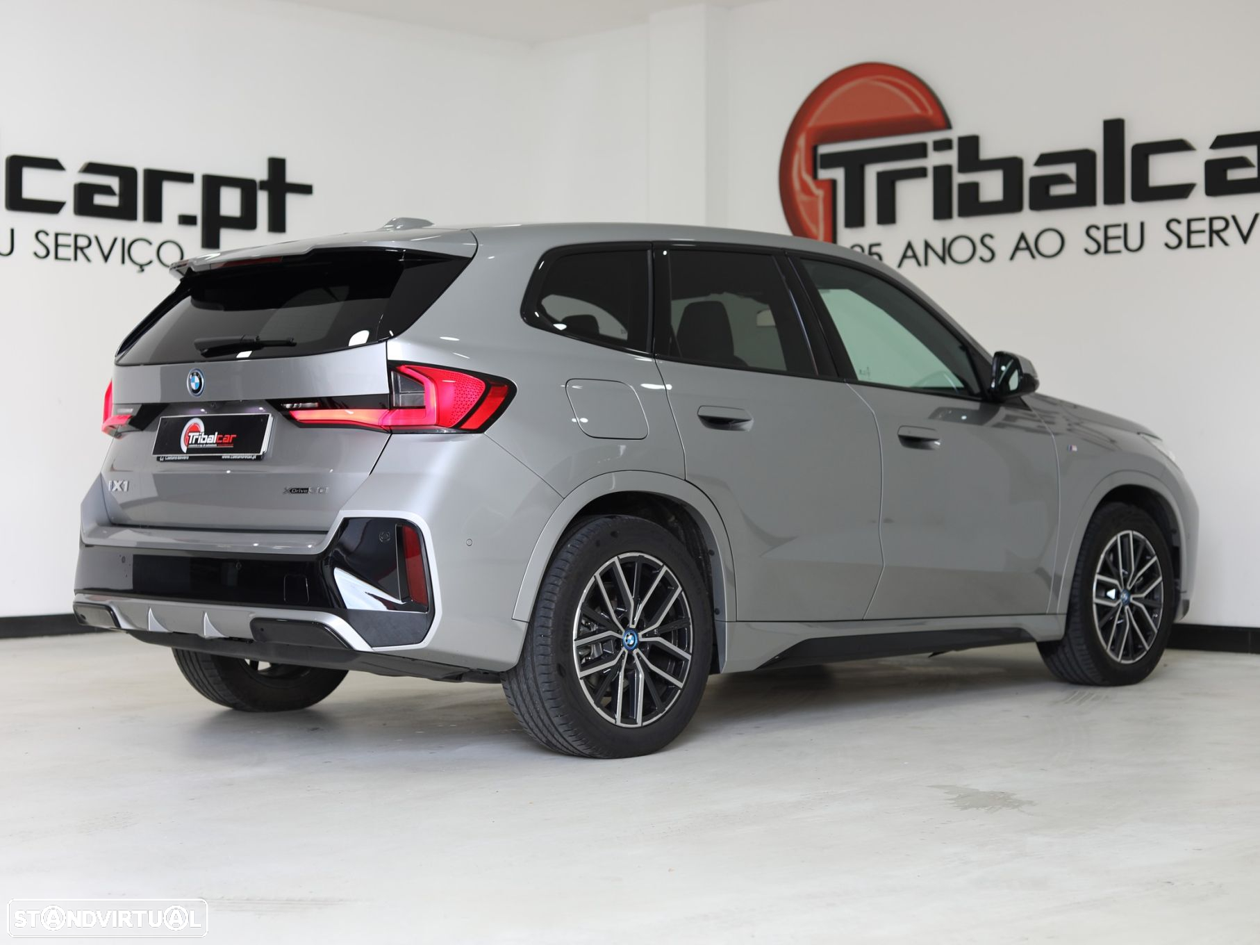 BMW iX1 xDrive30 Pack Desportivo M - 4