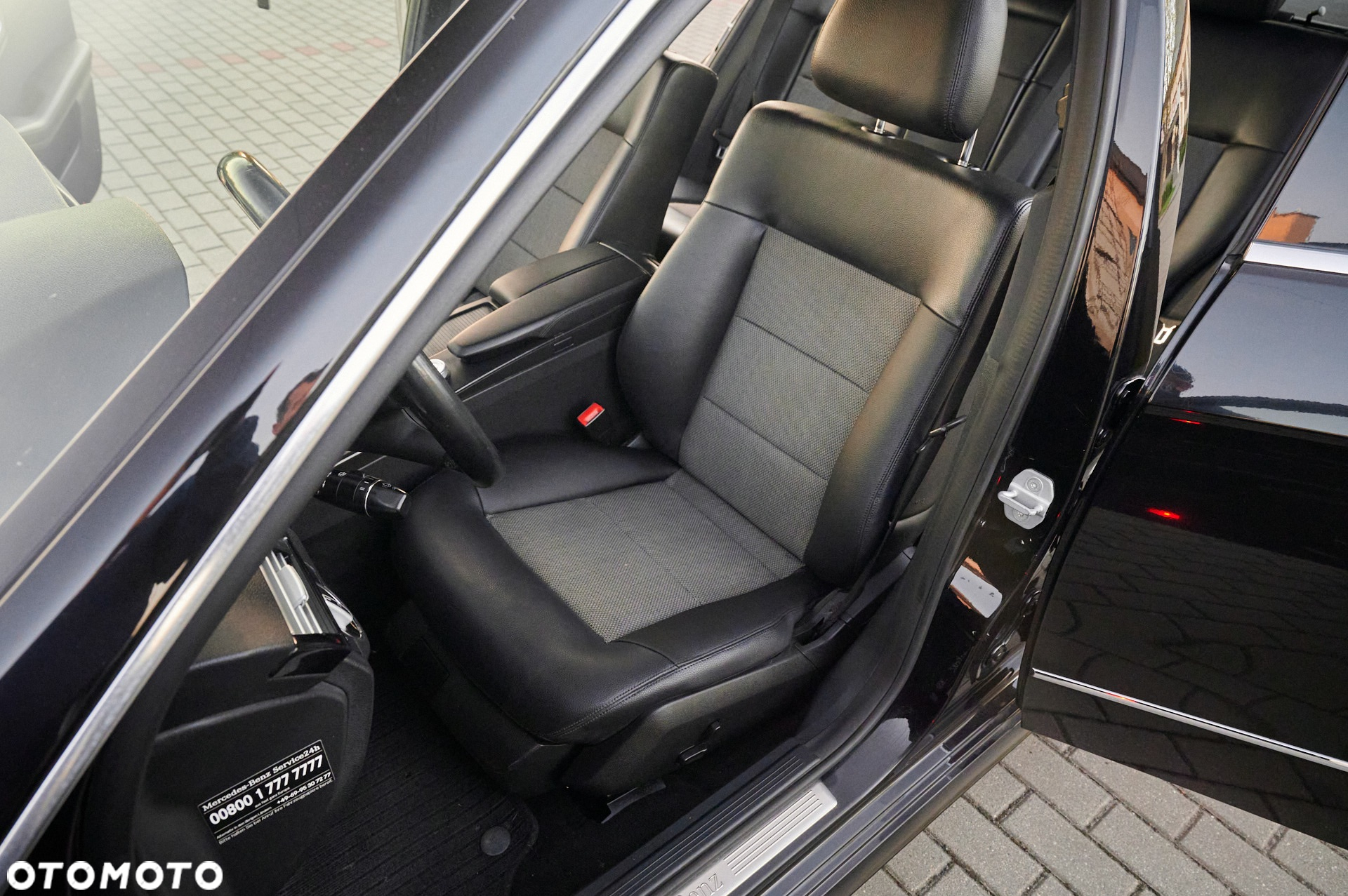 Mercedes-Benz Klasa E 200 BlueTEC 7G-TRONIC Avantgarde - 27