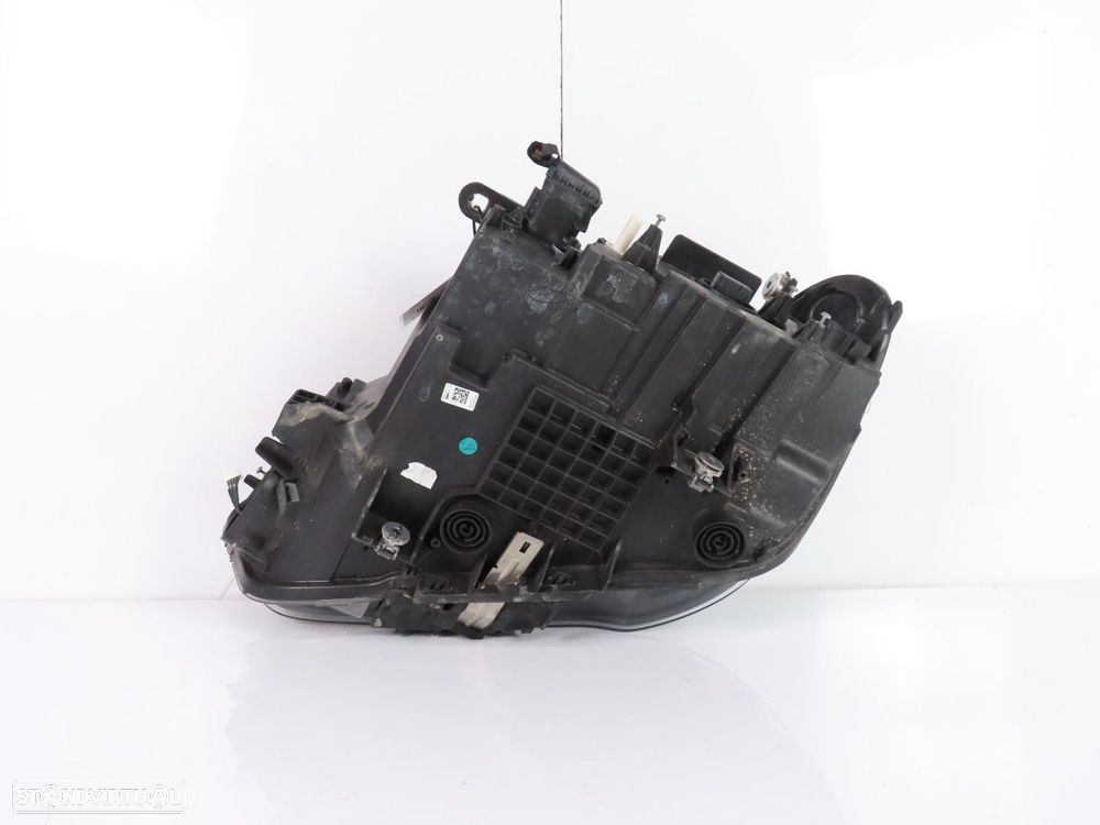 Farol LED Direito Usado / Original BMW X1 (F48) 63117436462 / 63117495004 - 6
