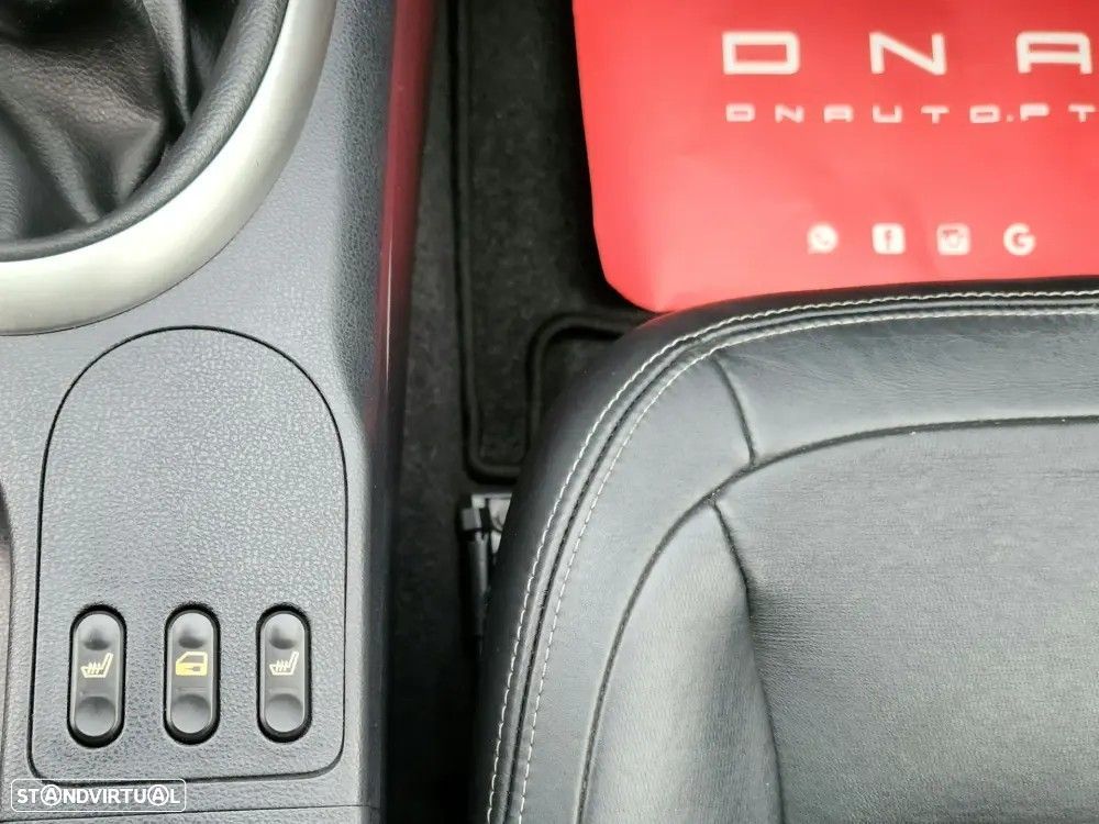 Nissan Qashqai +2 - 16