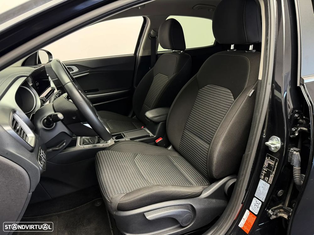 Kia XCeed 1.0 T-GDI Dynamic - 9