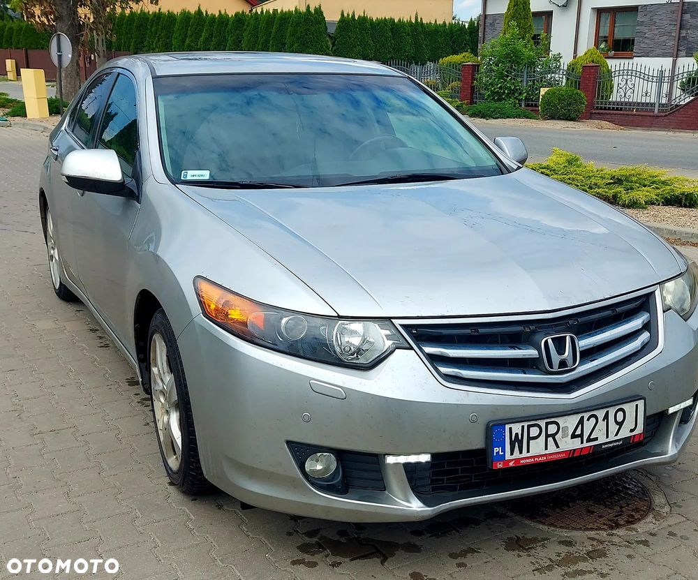 Honda Accord 2.0 Executive - 8