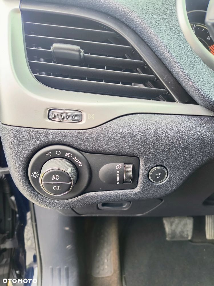 Jeep Cherokee 2.0 MJD Active Drive I Limited - 18