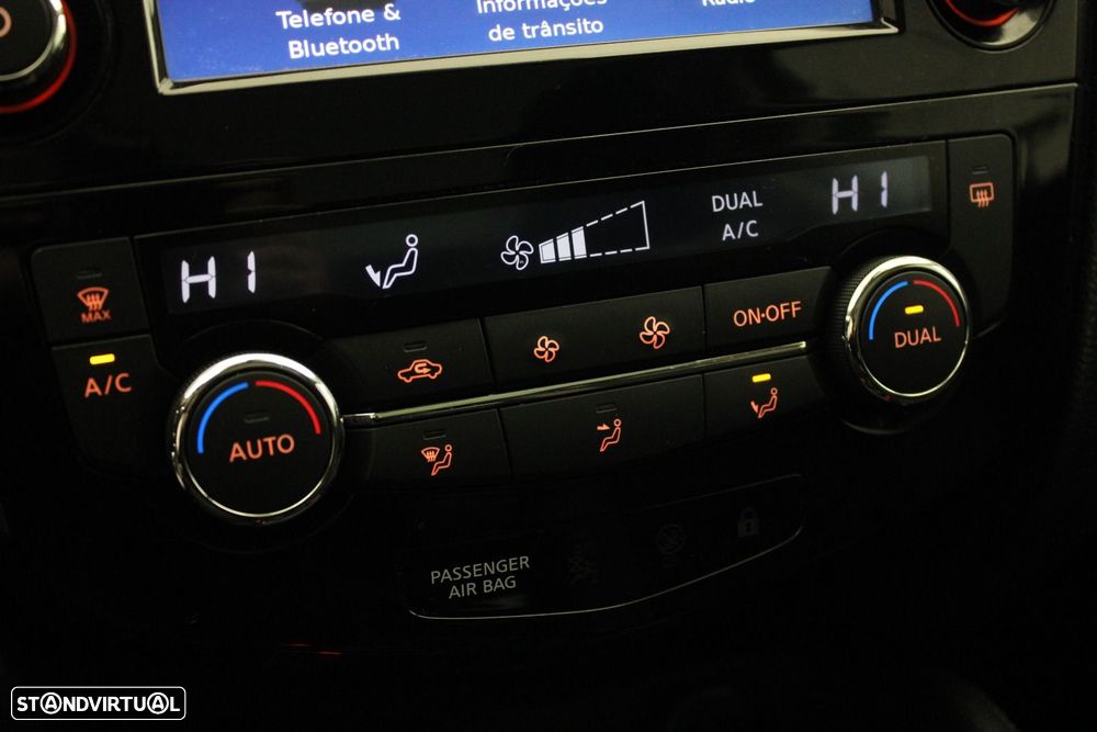 Nissan Qashqai 1.5 dCi N-Connecta Business - 20