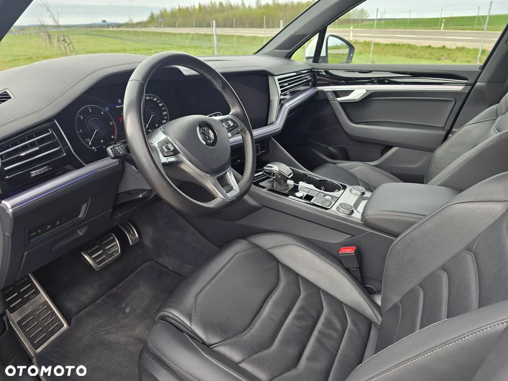 Volkswagen Touareg 3.0 V6 TDI SCR 4Mot R-Line - 17