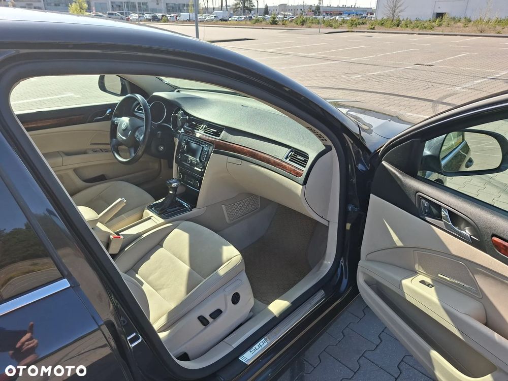 Skoda Superb 1.8 TSI DSG FAMILY - 13