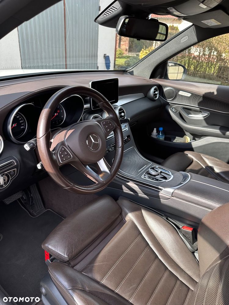 Mercedes-Benz GLC - 10