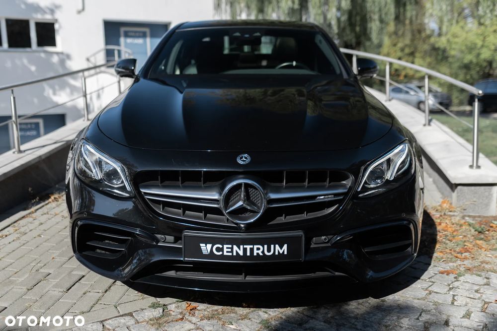 Mercedes-Benz E-Class 2017 photo 5