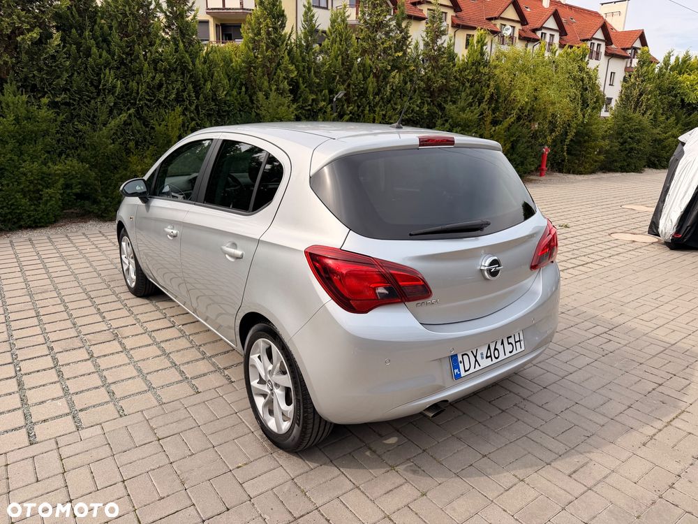 Opel Corsa 1.4 16V Cosmo - 3