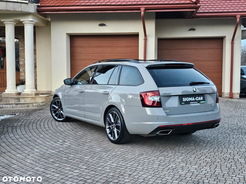 Skoda Octavia 2.0 TDI 4x4 DSG RS - 37