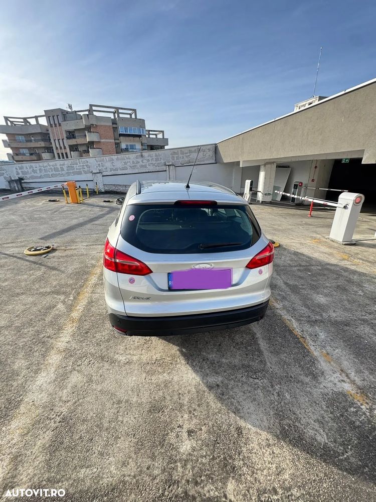 Ford Focus - 5
