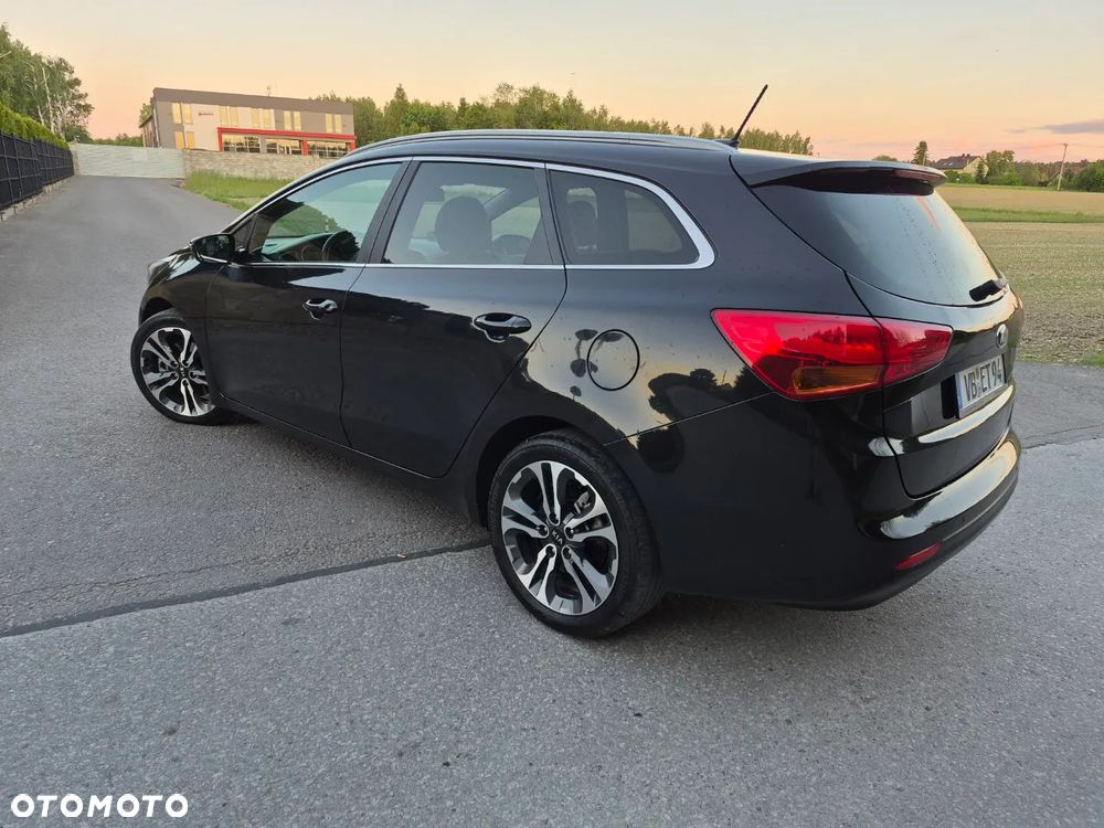 Kia Ceed 1.6 CRDi 128 Platinum Edition - 7