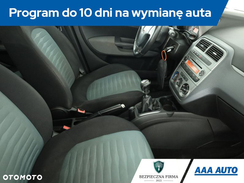 Fiat Grande Punto - 8