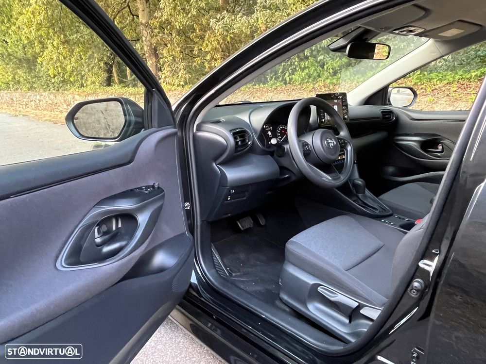 Toyota Yaris 1.5 HDF Comfort Plus - 6