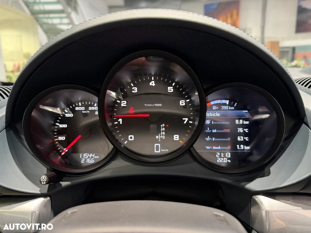 Porsche Boxster 718 PDK - 17