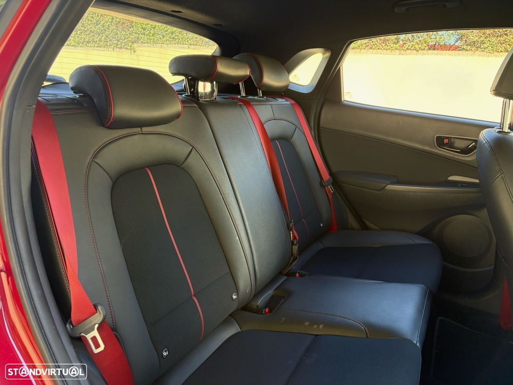 Hyundai Kauai 1.0 T-GDi Premium Pele/Tec.Vermelho - 22