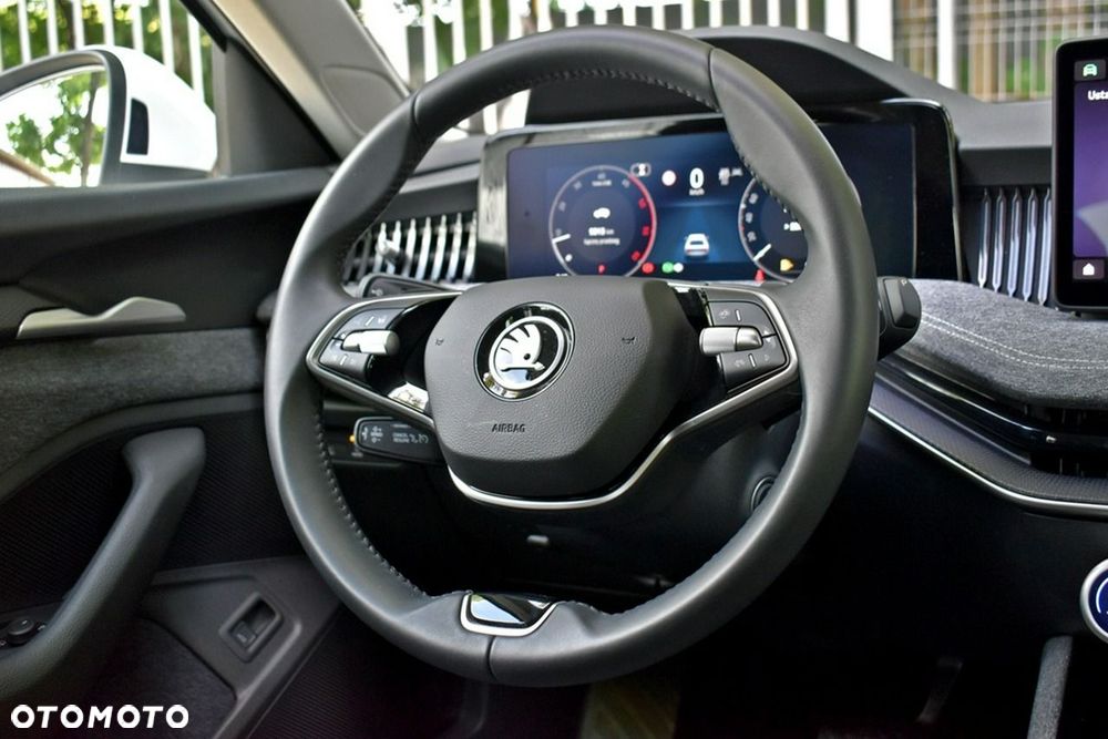 Skoda Superb 2.0 TDI SCR 4x4 Selection DSG - 19