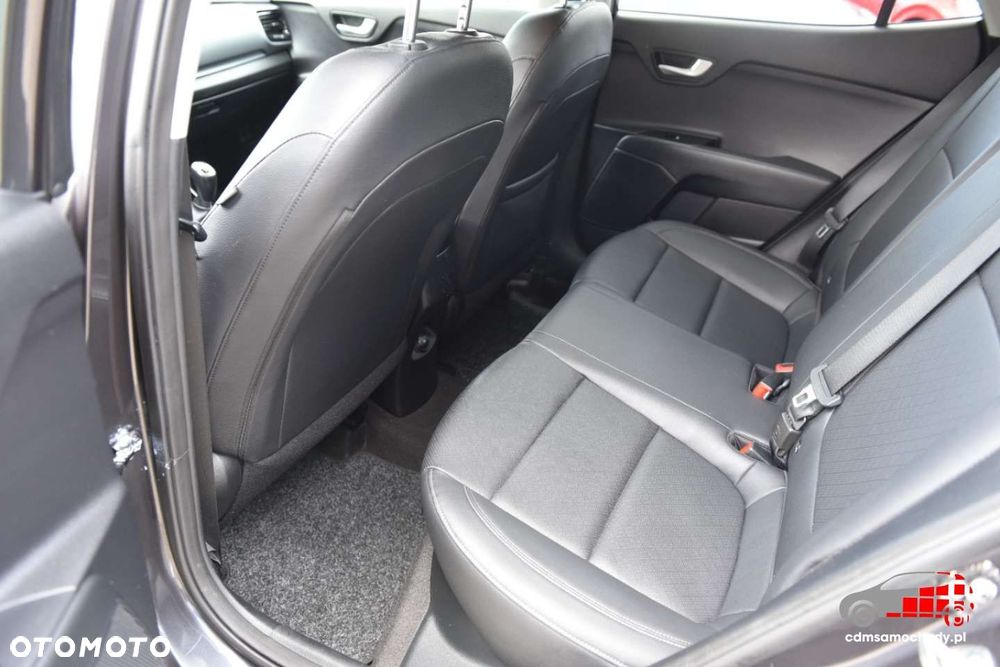 Kia Stonic - 18