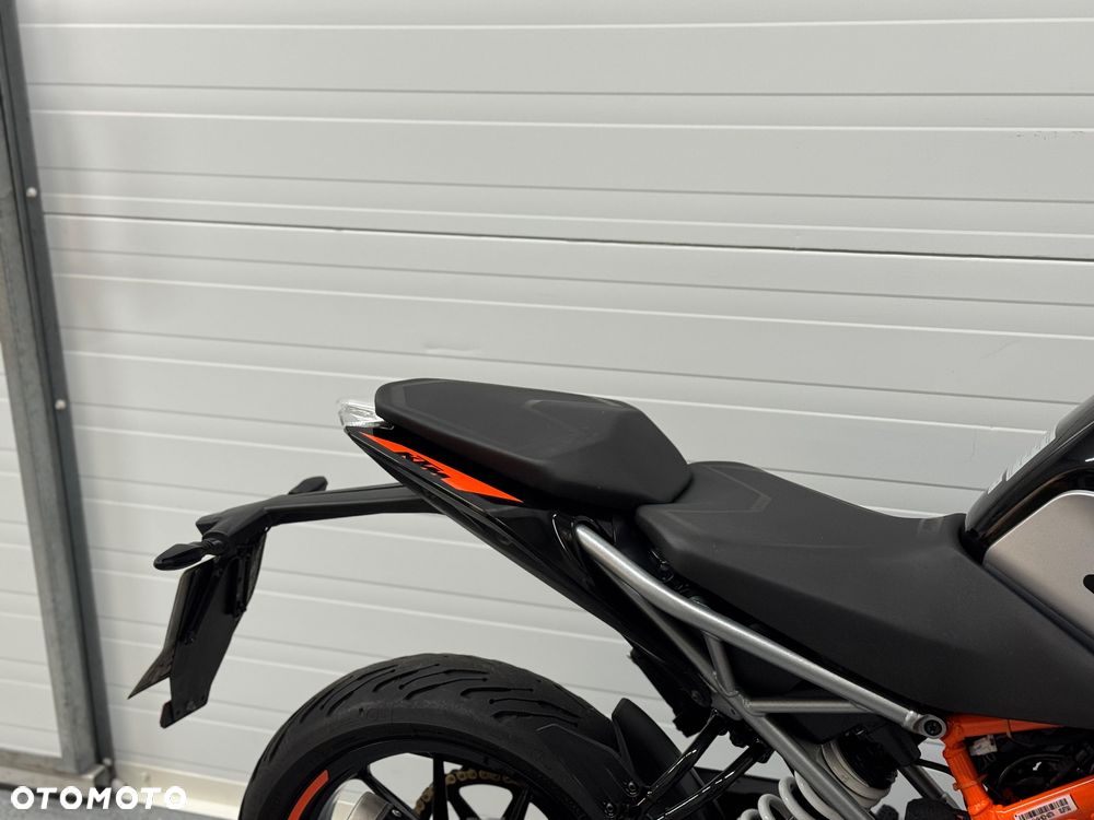 KTM Duke - 4