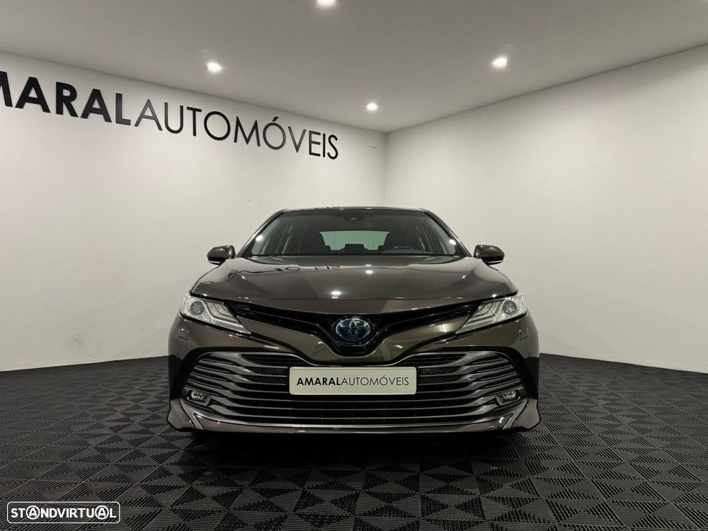 Toyota Camry 2.5 Hybrid Luxury - 3