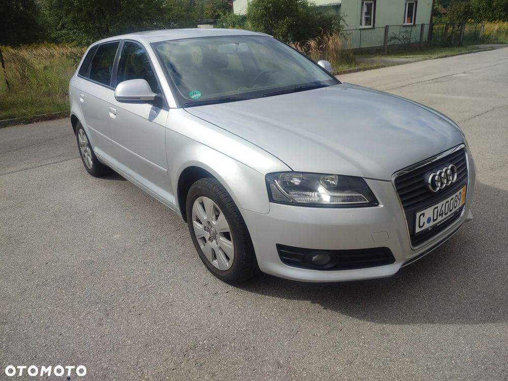 Audi A3 Sportback 1.6 Attraction - 1