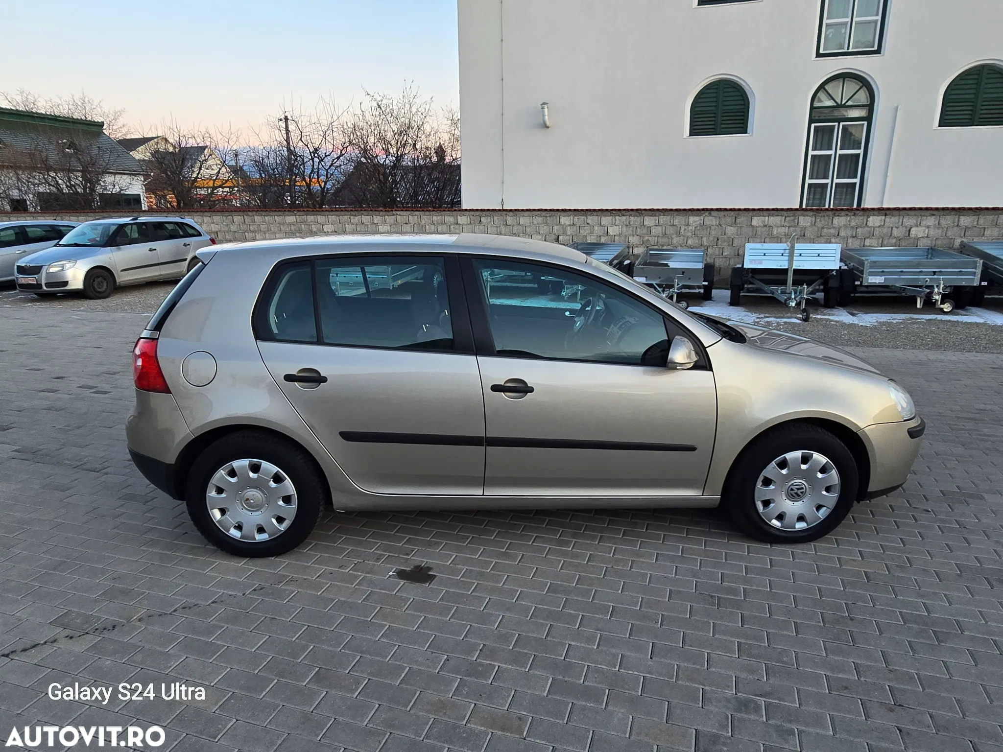 Volkswagen Golf - 14