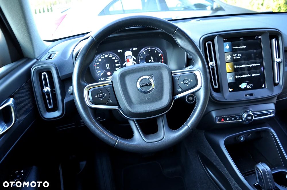 Volvo XC 40 T2 Core - 26