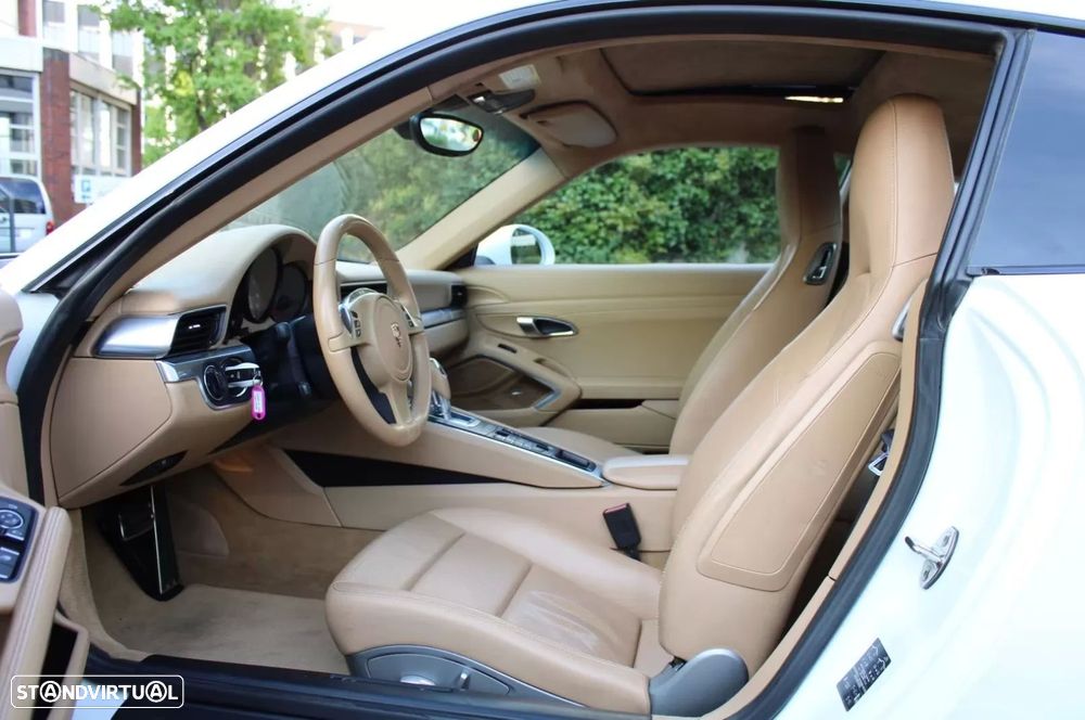 Porsche 911 Série F - 6