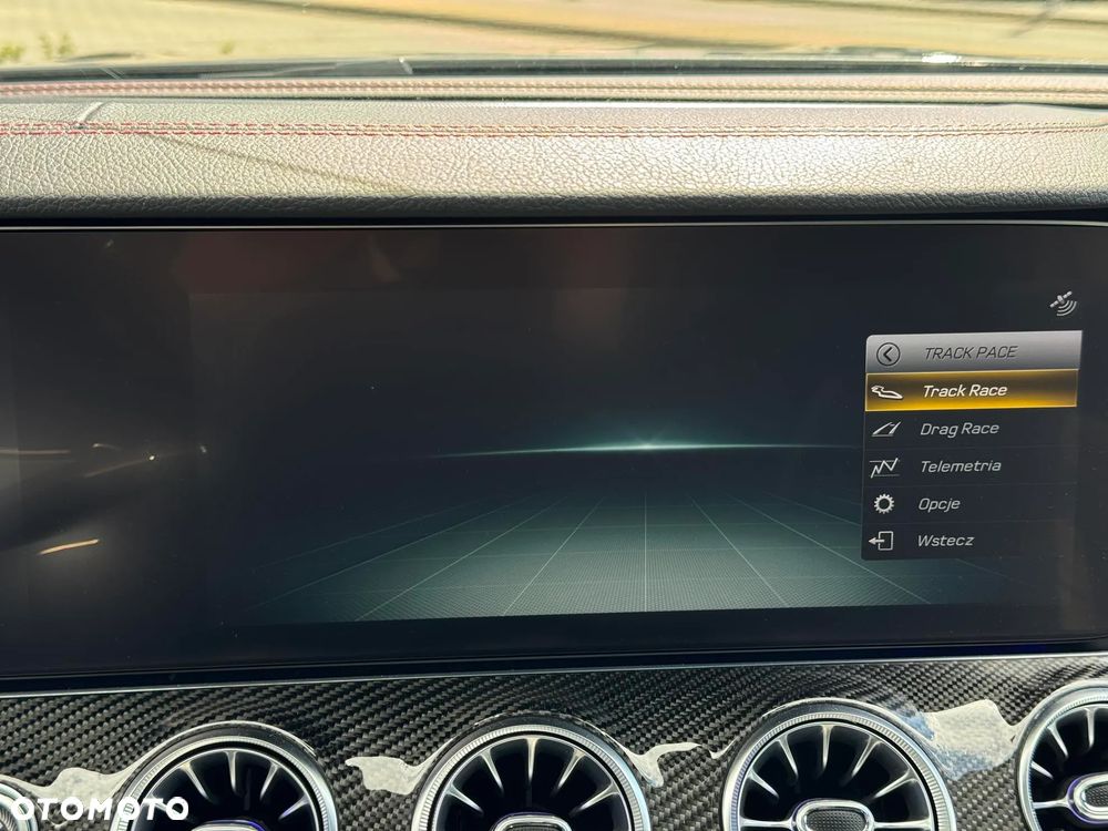 Mercedes-Benz CLS - 38